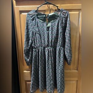 Entro Long Sleeve Floral Dress in Green and Pink